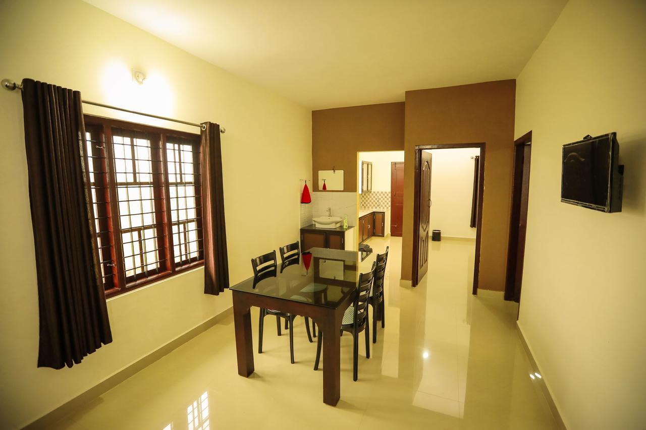 Kananam Retrteat Hotel Todupulai Exterior foto